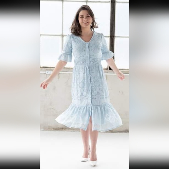 Belle Terre Ave Aly lace dress blue NWT - Picture 2 of 4